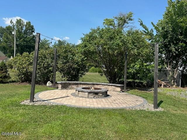 5 Edna Avenue, Ravena, NY 12143