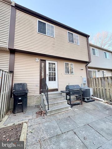 8263 BURNING FOREST CT, Springfield, VA 22153