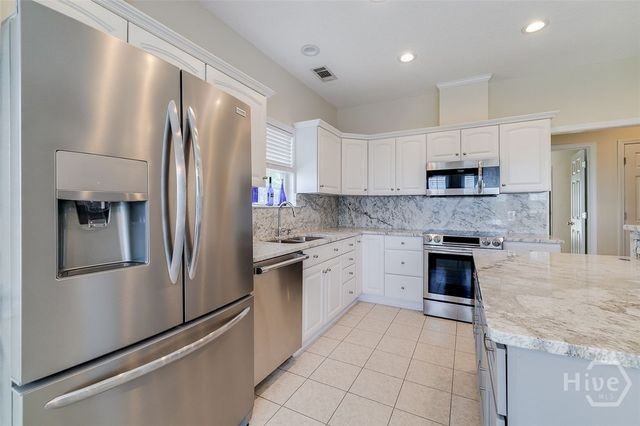 886 Waterford Landing Road, Richmond Hill, GA 31324