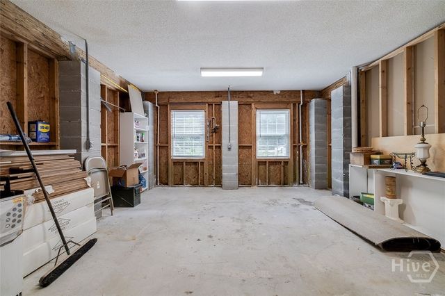 886 Waterford Landing Road, Richmond Hill, GA 31324