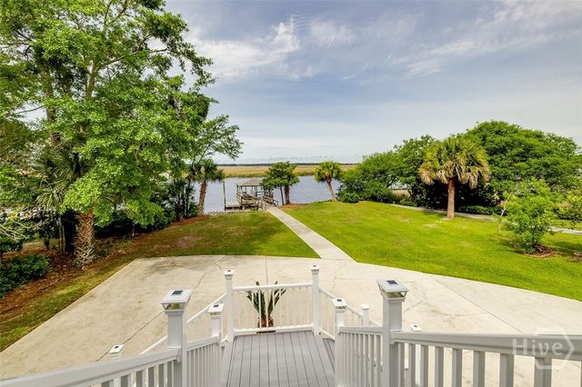 886 Waterford Landing Road, Richmond Hill, GA 31324