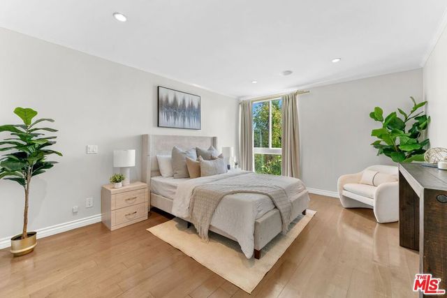 906 N Doheny Drive 311, West Hollywood, CA 90069