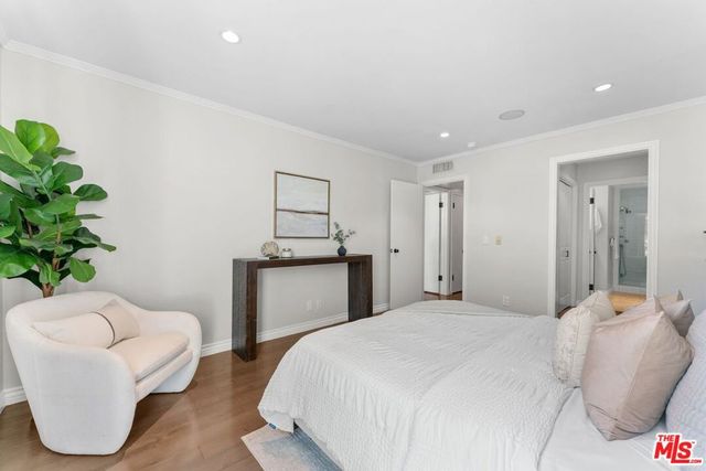 906 N Doheny Drive 311, West Hollywood, CA 90069