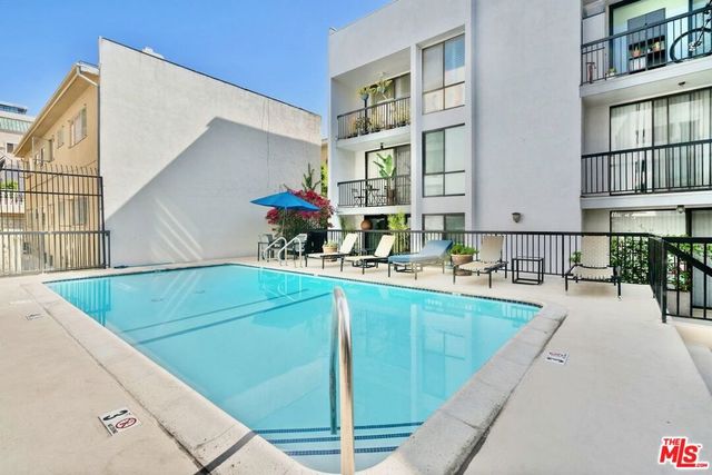 906 N Doheny Drive 311, West Hollywood, CA 90069