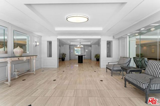 906 N Doheny Drive 311, West Hollywood, CA 90069