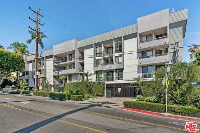 906 N Doheny Drive 311, West Hollywood, CA 90069
