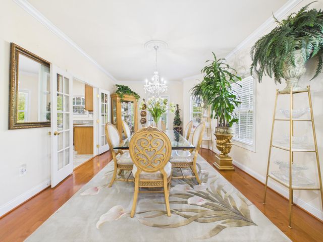 7801 RIDGEWOOD DR, Annandale, VA 22003