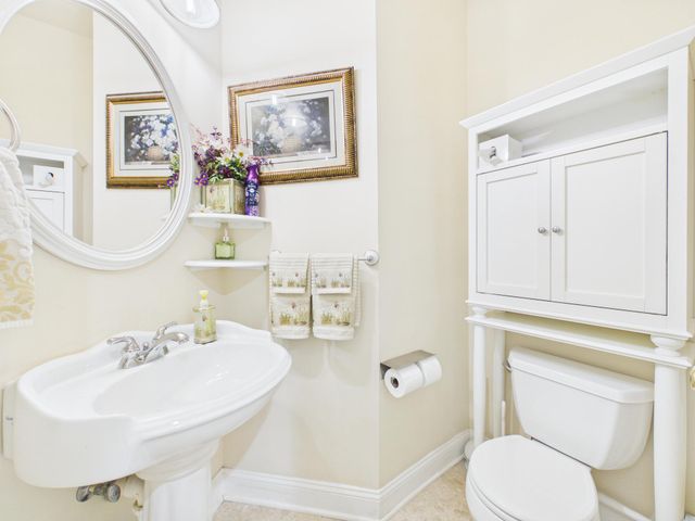 7801 RIDGEWOOD DR, Annandale, VA 22003