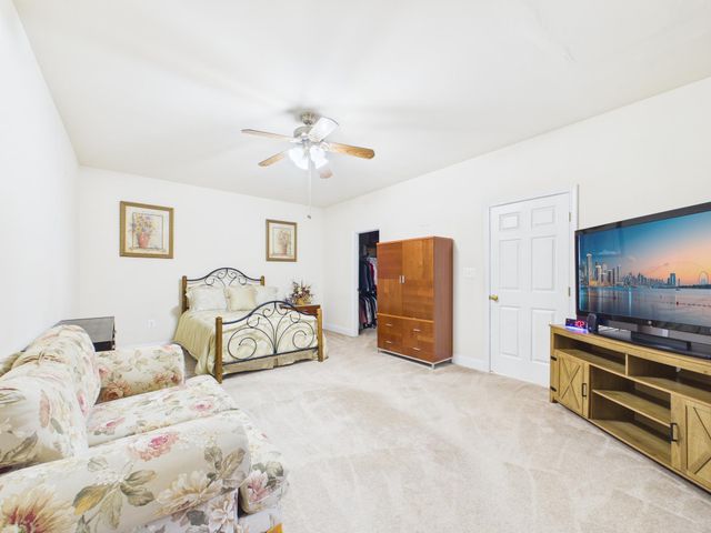 7801 RIDGEWOOD DR, Annandale, VA 22003