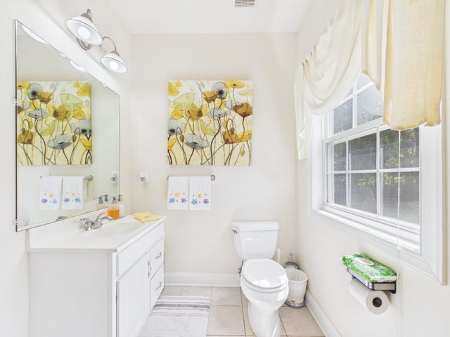 7801 RIDGEWOOD DR, Annandale, VA 22003