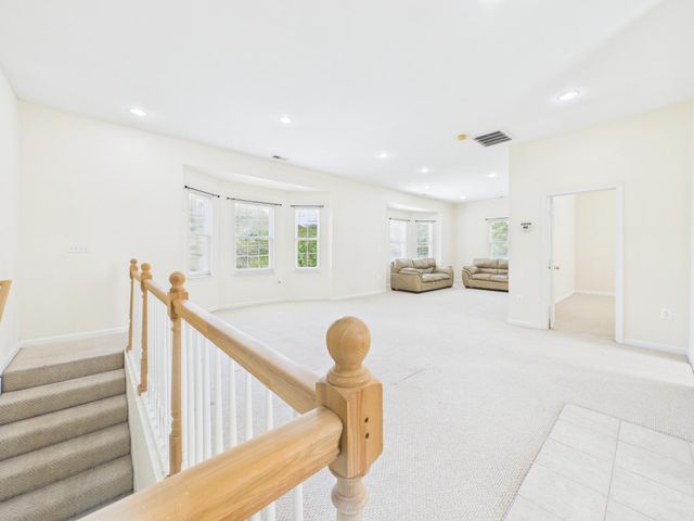 7801 RIDGEWOOD DR, Annandale, VA 22003