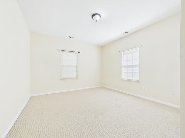 7801 RIDGEWOOD DR, Annandale, VA 22003