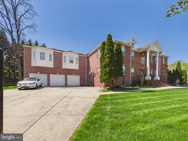 7801 RIDGEWOOD DR, Annandale, VA 22003