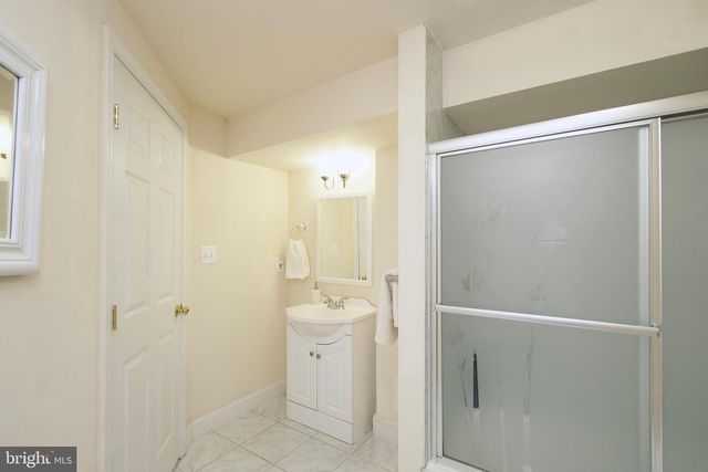 7801 RIDGEWOOD DR, Annandale, VA 22003