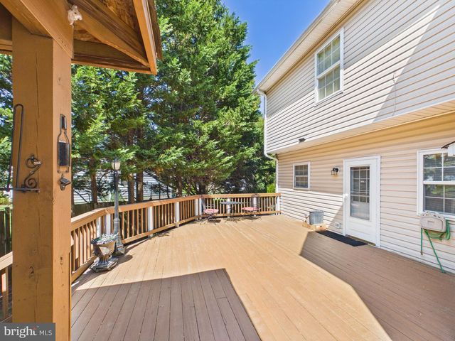 7801 RIDGEWOOD DR, Annandale, VA 22003