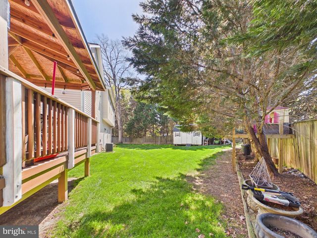 7801 RIDGEWOOD DR, Annandale, VA 22003