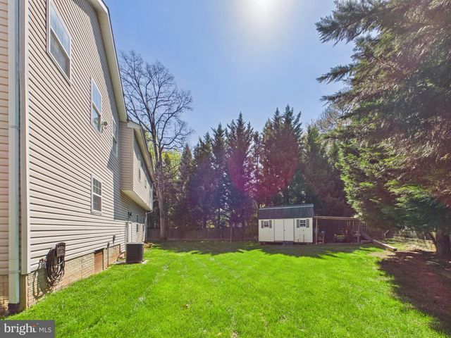 7801 RIDGEWOOD DR, Annandale, VA 22003