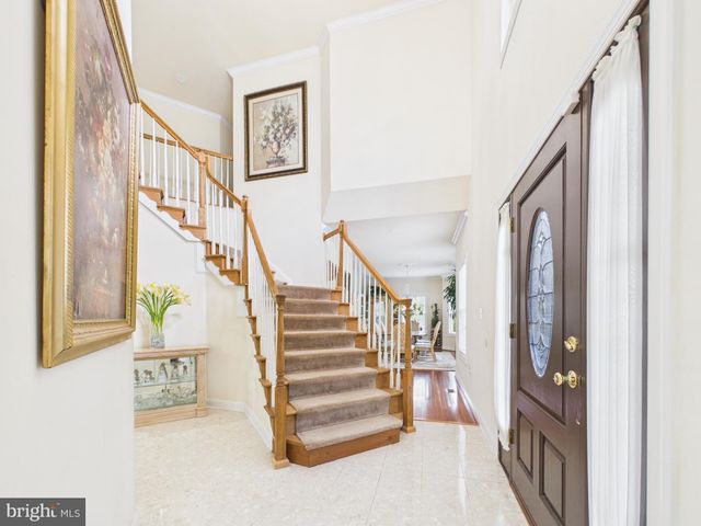 7801 RIDGEWOOD DR, Annandale, VA 22003