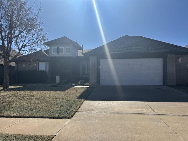 2404 NW 174th Street, Edmond, OK 73012