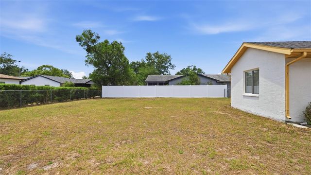 7115 LEXINGTON CIRCLE, Brooksville, FL 34602