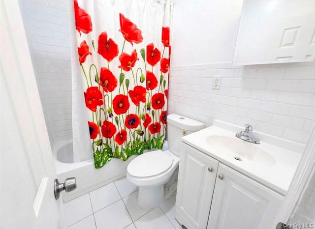 10913 127, South Ozone Park, NY 11420