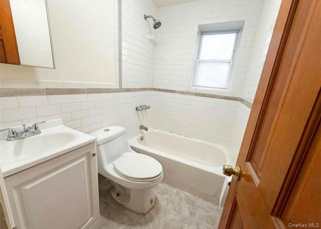 10913 127, South Ozone Park, NY 11420