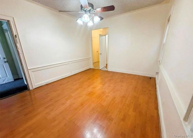 10913 127, South Ozone Park, NY 11420