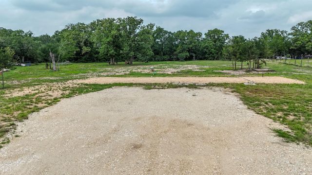 200 Luna CT, Dale, TX 78616
