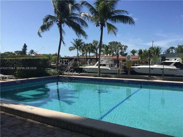 2350 NE 135th St 1111, North Miami, FL 33181