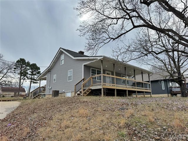 1003 E 3rd Street, Salem, MO 65560