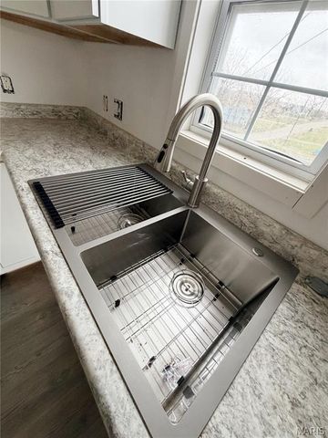 1003 E 3rd Street, Salem, MO 65560