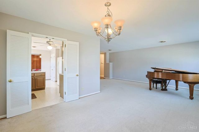 8768 Cavalier Drive, Springfield Twp., OH 45231