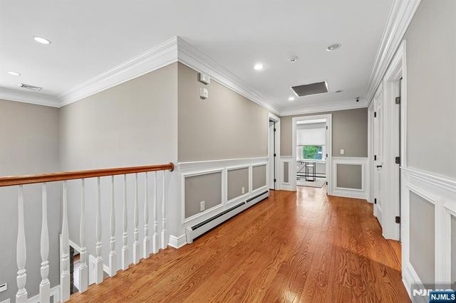 72 4th Street, Park Ridge, NJ 07656
