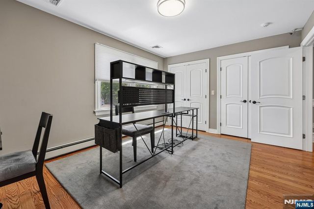 72 4th Street, Park Ridge, NJ 07656