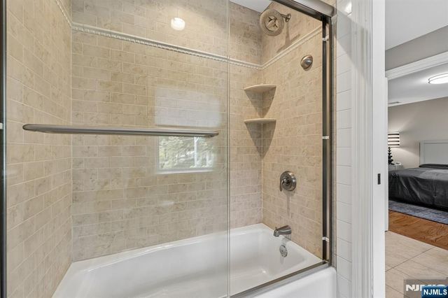 72 4th Street, Park Ridge, NJ 07656