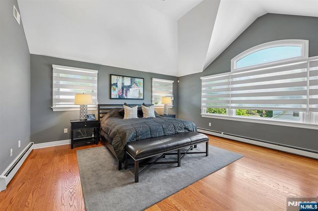 72 4th Street, Park Ridge, NJ 07656