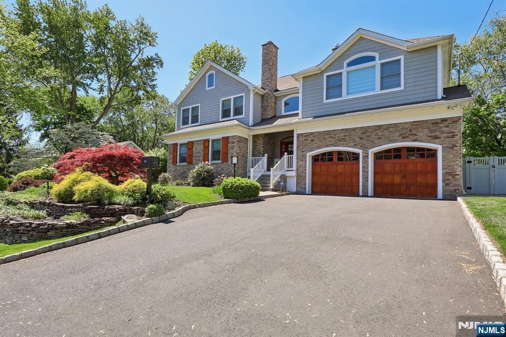 72 4th Street, Park Ridge, NJ 07656