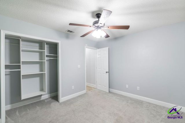100 Crestwood Circle, Centerville, GA 31028