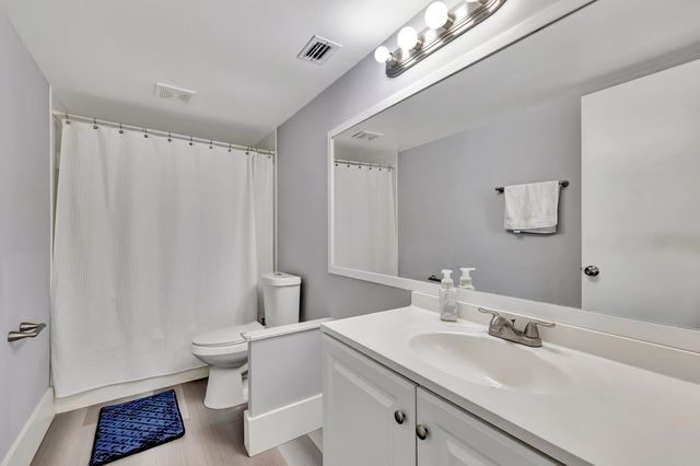 2200 S Cypress Bend Drive S 702, Pompano Beach, FL 33069