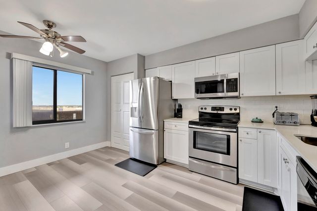 2200 S Cypress Bend Drive S 702, Pompano Beach, FL 33069