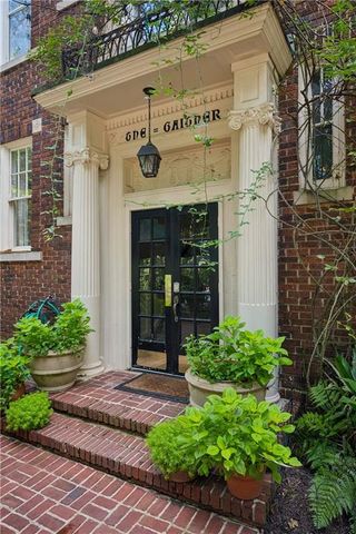 301 10th Street NE 4, Atlanta, GA 30309