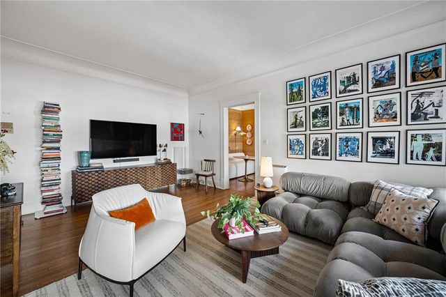 301 10th Street NE 4, Atlanta, GA 30309