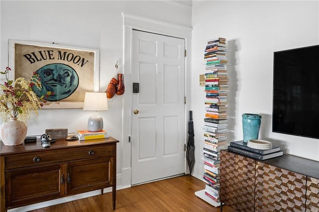 301 10th Street NE 4, Atlanta, GA 30309