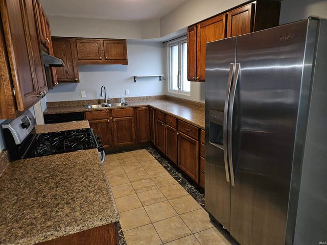 19312 Haviland Drive, South Bend, IN 46637