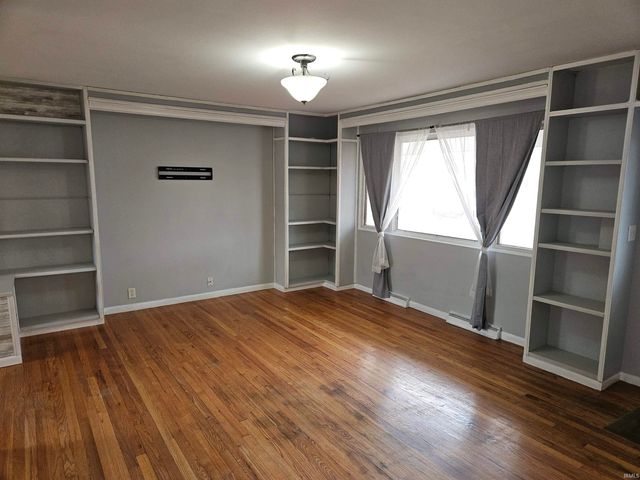 19312 Haviland Drive, South Bend, IN 46637