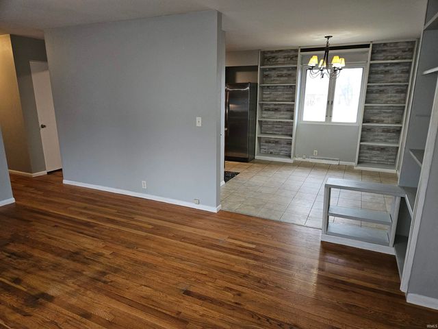 19312 Haviland Drive, South Bend, IN 46637