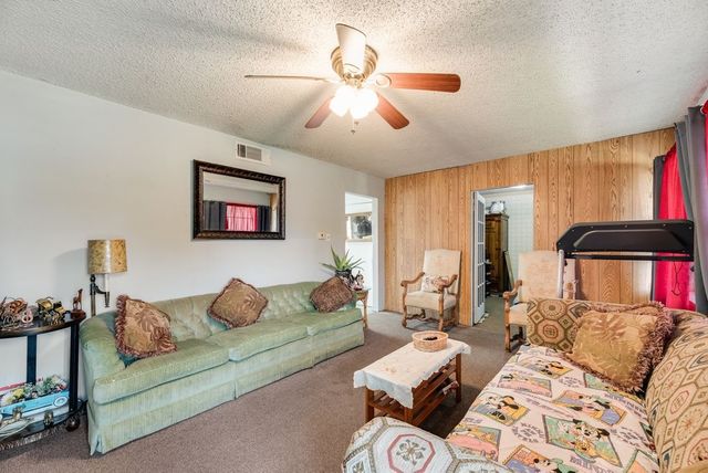 106 W Vista Drive, Garland, TX 75041