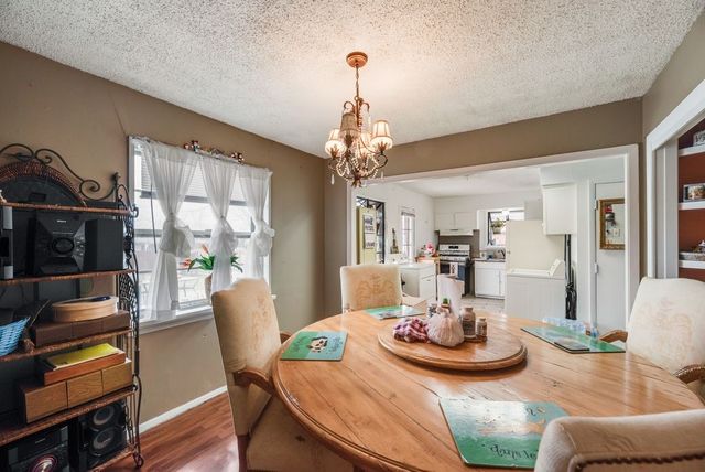 106 W Vista Drive, Garland, TX 75041