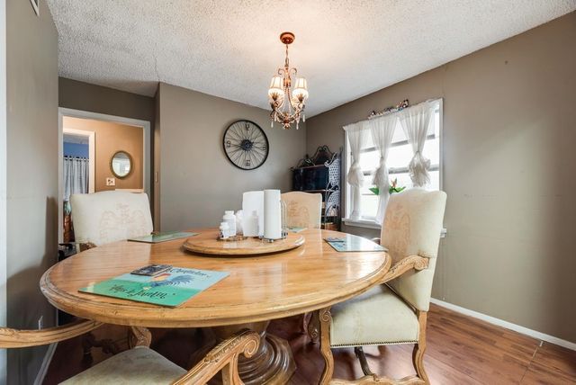 106 W Vista Drive, Garland, TX 75041