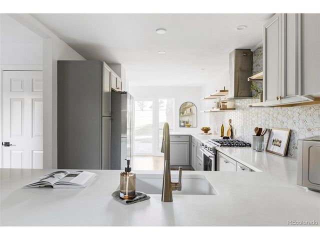 6000 W Mansfield Ave 12, Denver, CO 80235